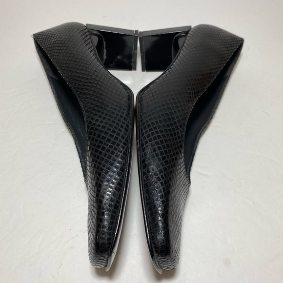 Stuart Weitzman Black Leather Square Toe Heels Pumps.Size 7.5 - Picture 8 of 15
